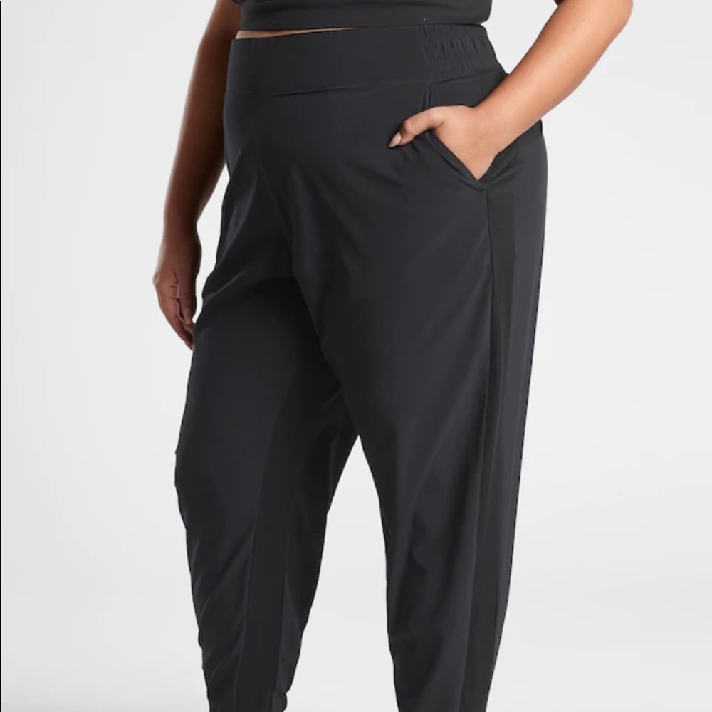 Athleta Brooklyn Jogger NWT - Picture 4 of 11